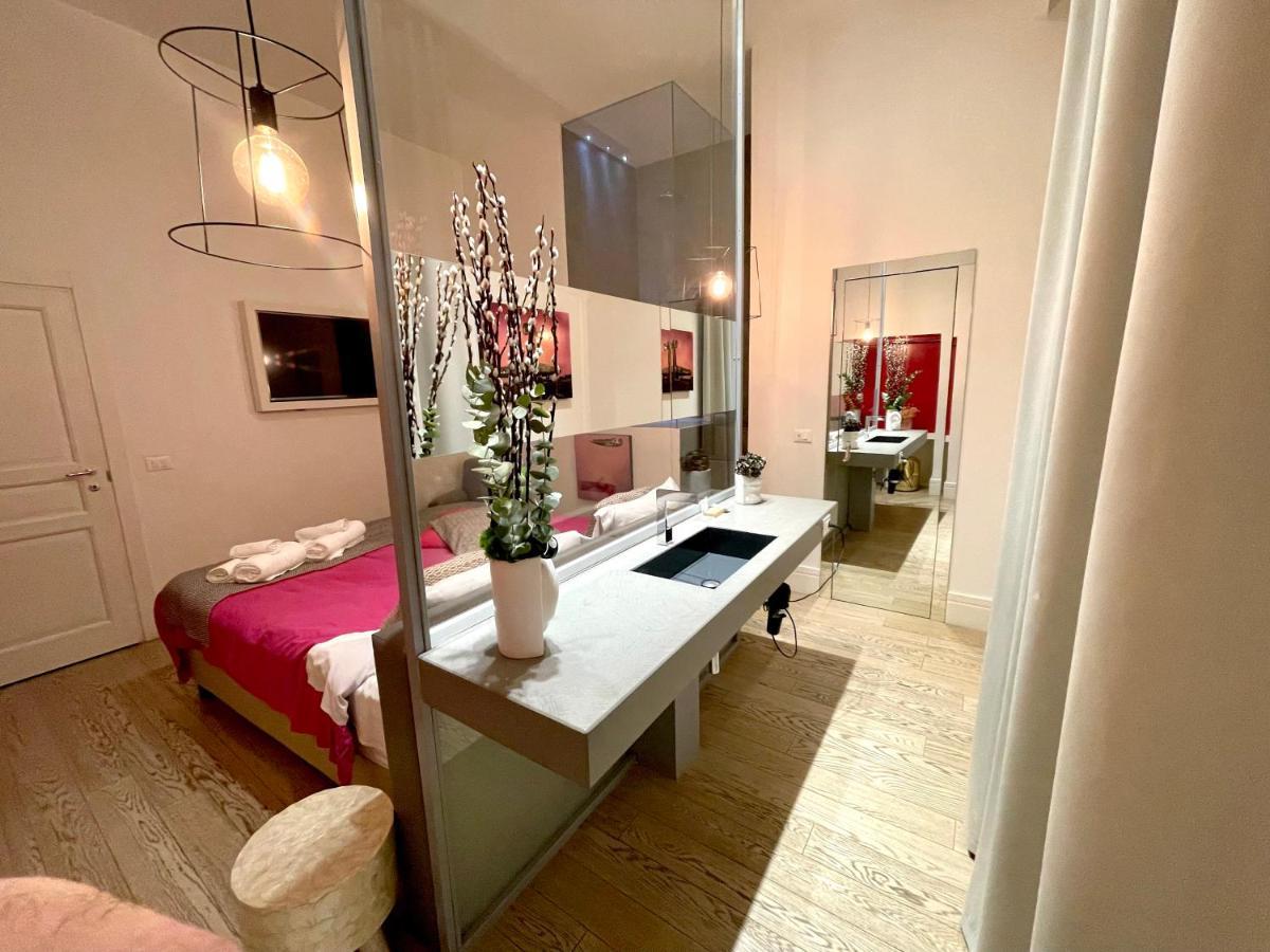 Xenia Luxury Hotel 4*