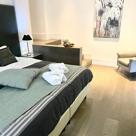 Xenia Luxury Rooms Reggio Calabria Exterior photo