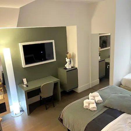 Xenia Luxury Rooms Reggio Calabria Exterior photo