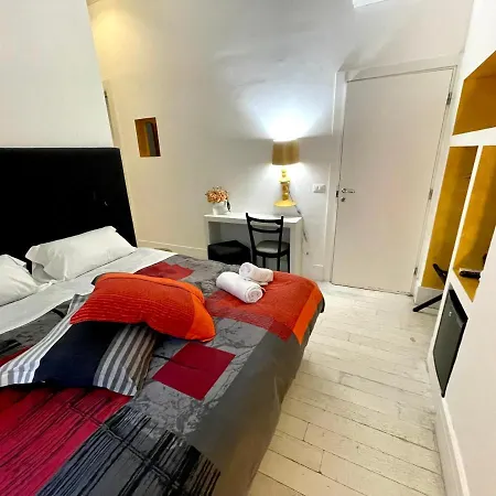 Xenia Luxury Rooms Reggio Calabria Exterior photo