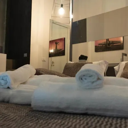 Xenia Luxury Rooms Reggio Calabria Exterior photo